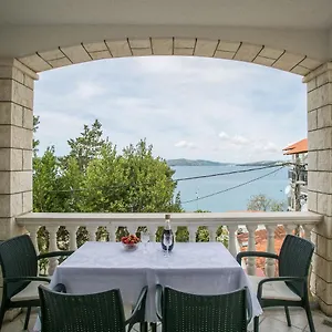 Apartament Lovric